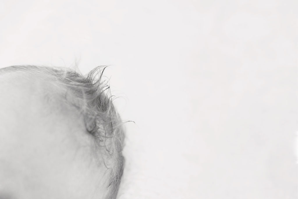 photographe-bebe-seance-sur-mesure-paris-nouveau-ne