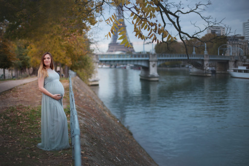 photographe-maternite-grossesse-seance-sur-mesure-personalisee-paris
