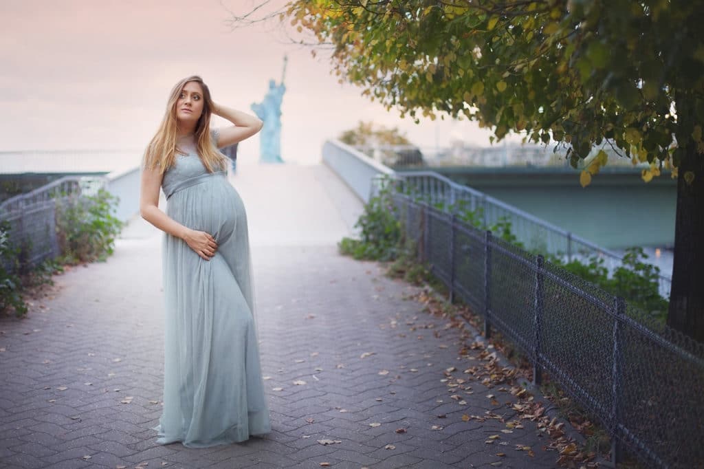 seance photo femme enceinte à Paris sur la Seine